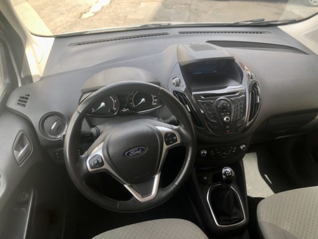 FORD TOURNEO COURIER 1.6 TDCI 95 CV TITANIUM - foto 11