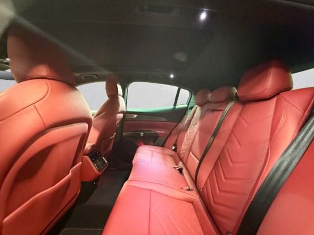 MASERATI GRECALE V6 530 CV AWD TROFEO - foto 10