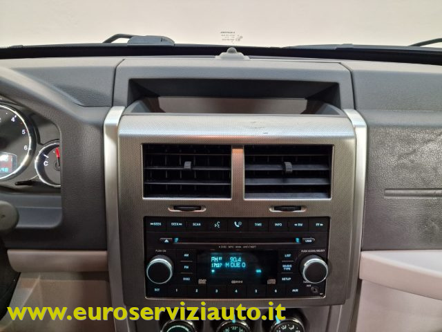 JEEP CHEROKEE 2.8 CRD DPF LIMITED AUTO - foto 17