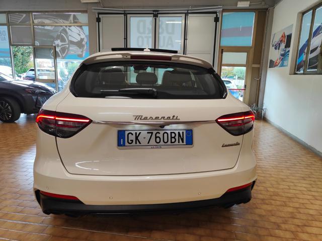 MASERATI LEVANTE 2022 HYBRID GT 4X4 - TETTO - SOS - foto 13