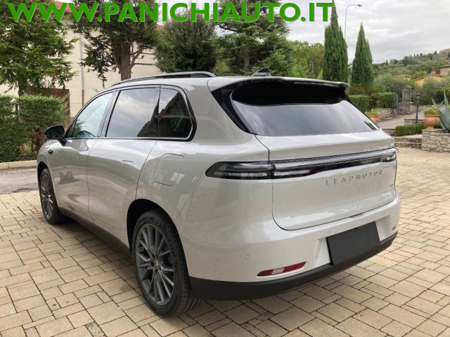LEAPMOTOR C10 REEV 158KW DESIGN - foto 7