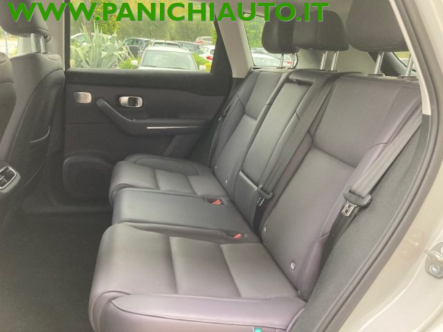 LEAPMOTOR C10 REEV 158KW DESIGN - foto 9
