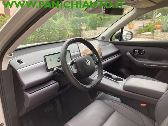 LEAPMOTOR C10 REEV 158KW DESIGN - foto 11