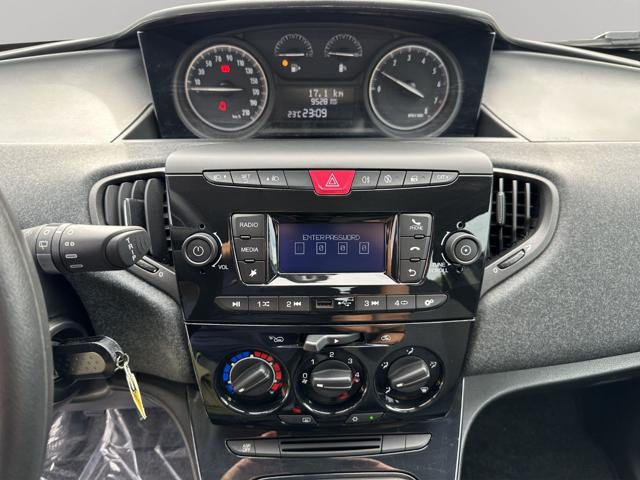 LANCIA YPSILON 1.0 FIREFLY 5 PORTE S&S HYBRID S - foto 10