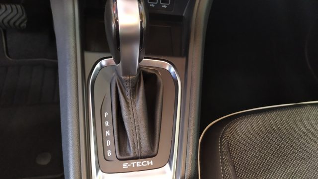 RENAULT CAPTUR FULL HYBRID E-TECH 145 CV INTENS - foto 11