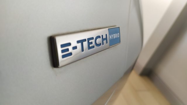 RENAULT CAPTUR FULL HYBRID E-TECH 145 CV INTENS - foto 17