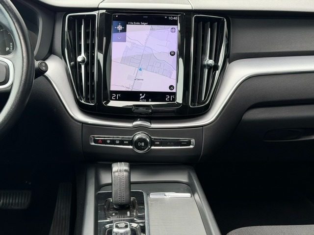 VOLVO XC60 B4 (D)GEARTRONIC MOMENTUM PRO/TE - foto 11
