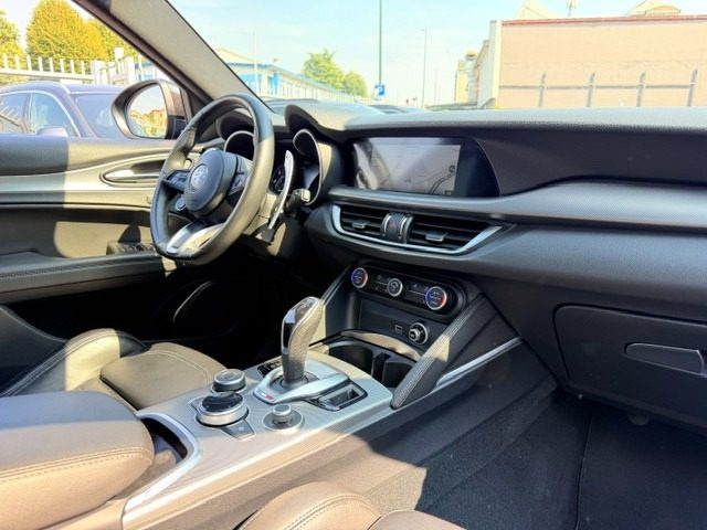 ALFA ROMEO STELVIO 2.2 TURBODIESEL 190 CV AT8 Q4 SP - foto 11