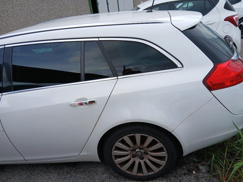 Immagine di OPEL Insignia 2.0 CDTI Sports Tourer del 05/2010 km 272576
