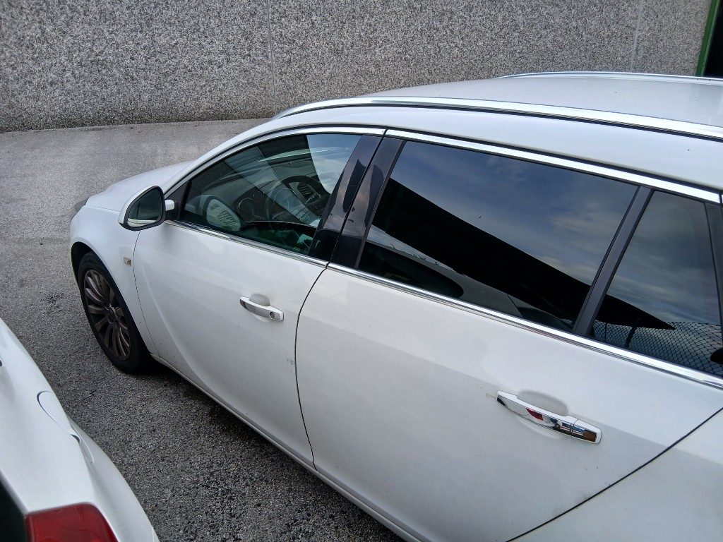 Immagine di OPEL Insignia 2.0 CDTI Sports Tourer del 05/2010 km 272576