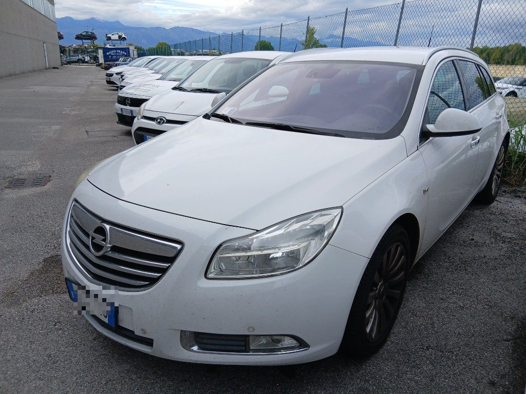 Immagine di OPEL Insignia 2.0 CDTI Sports Tourer del 05/2010 km 272576
