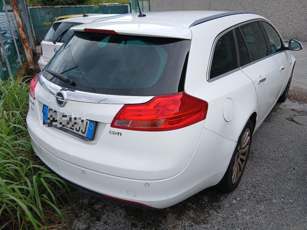 Immagine di OPEL Insignia 2.0 CDTI Sports Tourer del 05/2010 km 272576