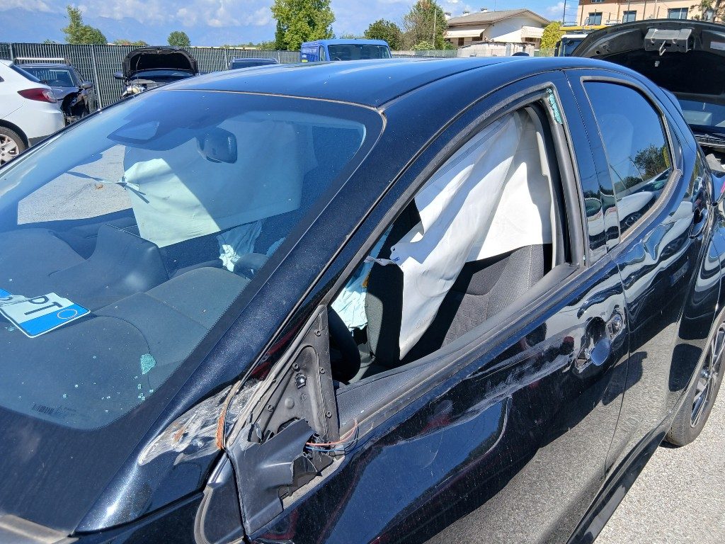 Immagine di TOYOTA Yaris 1.5 Hybrid 5 porte del 11/2025 km 1706