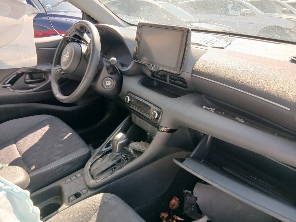 Immagine di TOYOTA Yaris 1.5 Hybrid 5 porte del 11/2025 km 1706