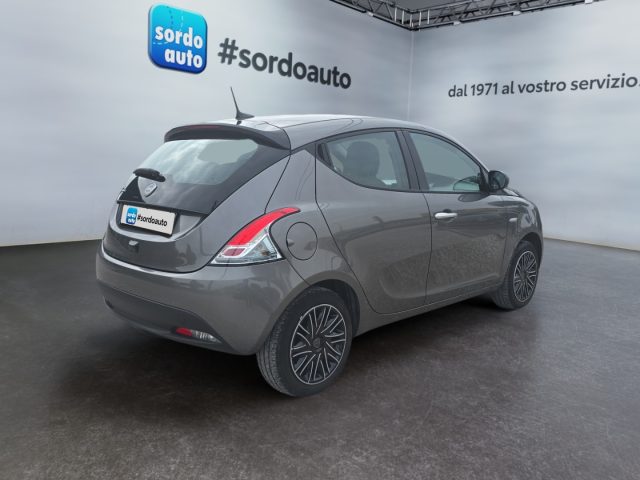 LANCIA YPSILON 1.2 GPL ECOCHIC ORO - foto 4