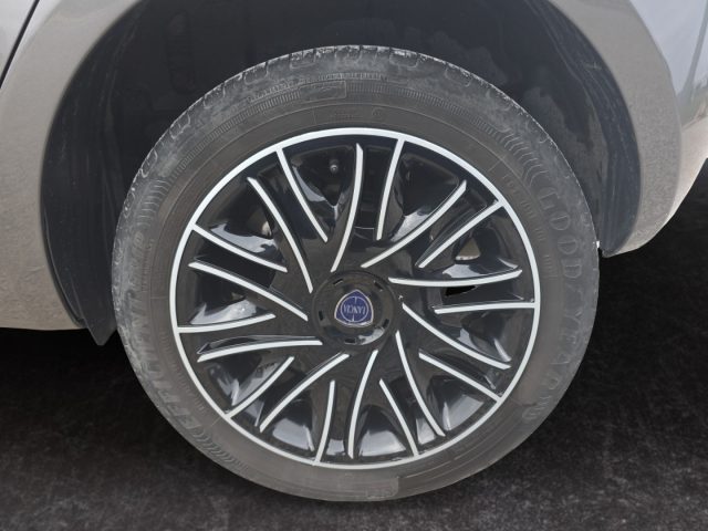 LANCIA YPSILON 1.2 GPL ECOCHIC ORO - foto 7