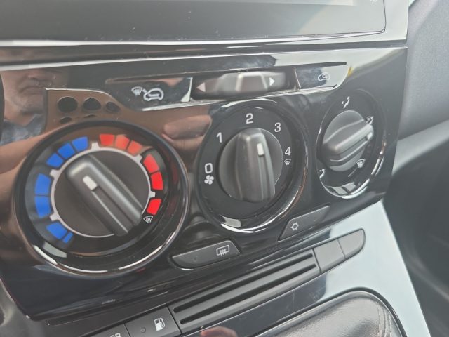 LANCIA YPSILON 1.2 GPL ECOCHIC ORO - foto 18