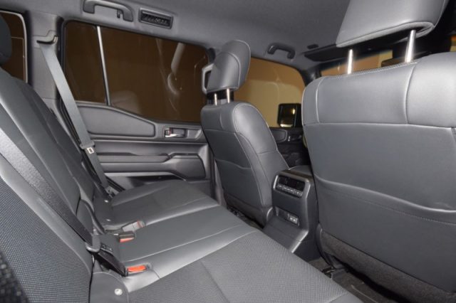 TOYOTA LAND CRUISER 2.8 D4D A/T AWD LOUNGE - foto 6