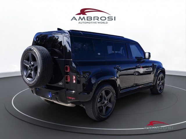 LAND ROVER DEFENDER 110 3.0D I6 MHEV X-DYNAMIC SE AW - foto 3