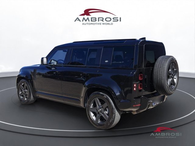 LAND ROVER DEFENDER 110 3.0D I6 MHEV X-DYNAMIC SE AW - foto 4
