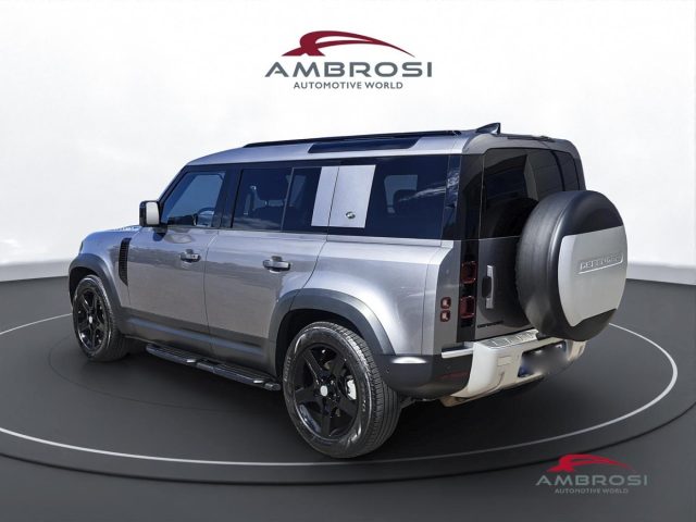 LAND ROVER DEFENDER 110 3.0D I6 250 CV AWD AUTO SE - foto 4