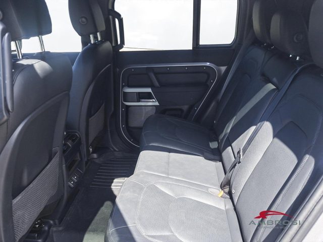 LAND ROVER DEFENDER 110 3.0D I6 250 CV AWD AUTO SE - foto 10