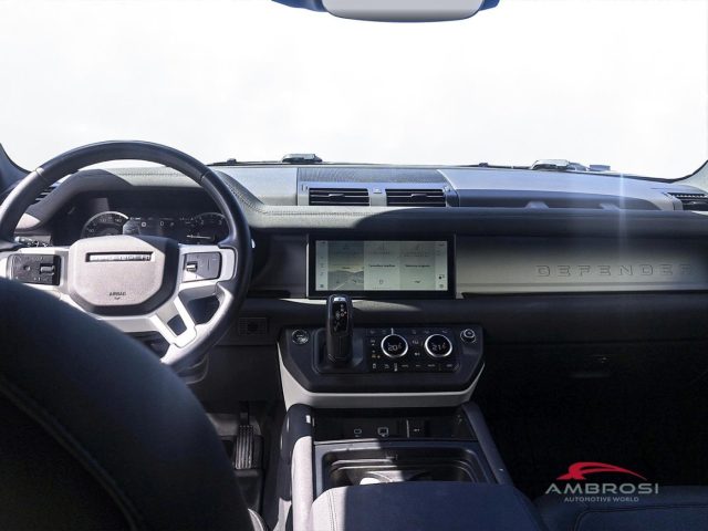 LAND ROVER DEFENDER 110 3.0D I6 250 CV AWD AUTO SE - foto 12