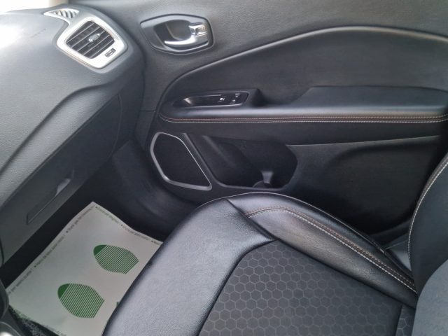JEEP COMPASS 1.6 MULTIJET II 2WD LONGITUDE - foto 17