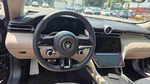 MASERATI GRANTURISMO V6 490 CV AWD MODENA PERMUTE IVA - foto 19