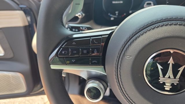 MASERATI GRANTURISMO V6 490 CV AWD MODENA PERMUTE IVA - foto 32