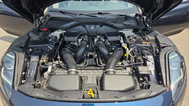 MASERATI GRANTURISMO V6 490 CV AWD MODENA PERMUTE IVA - foto 40