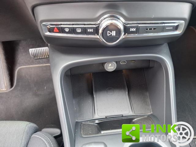 VOLVO XC40 B3 AUTOMATICO ESSENTIAL - foto 23