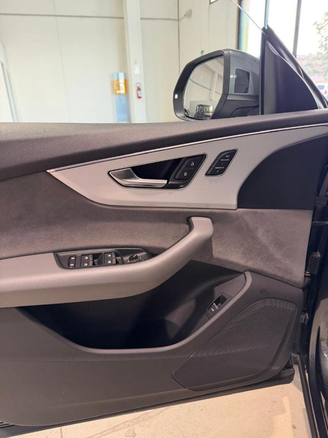 AUDI Q8 45 TDI QUATTRO TIPTRONIC SPORT S - foto 19