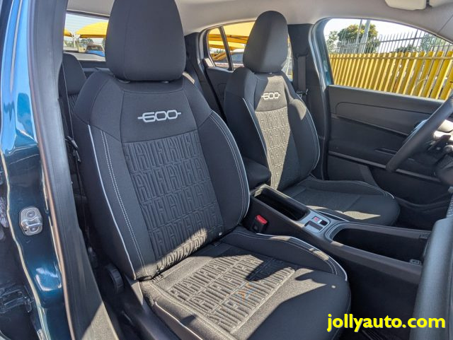 FIAT 600 HYBRID 110 CV DCT MHEV - foto 25
