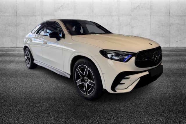 MERCEDES-BENZ GLC 300 D 4MATIC MILD HYBRID COUPÉ AMG L