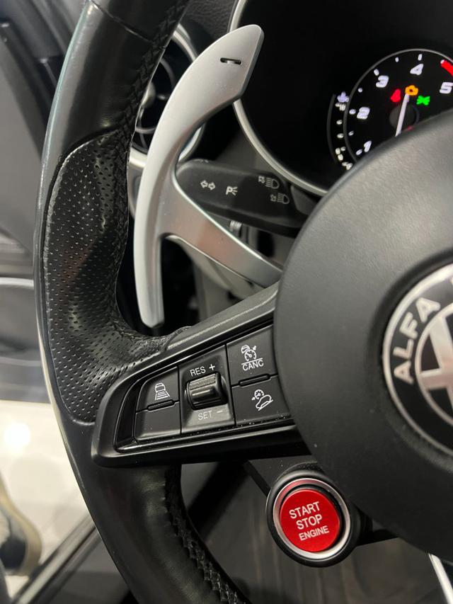 ALFA ROMEO STELVIO 2.2 TURBODIESEL 210 CV AT8 Q4 VE - foto 10
