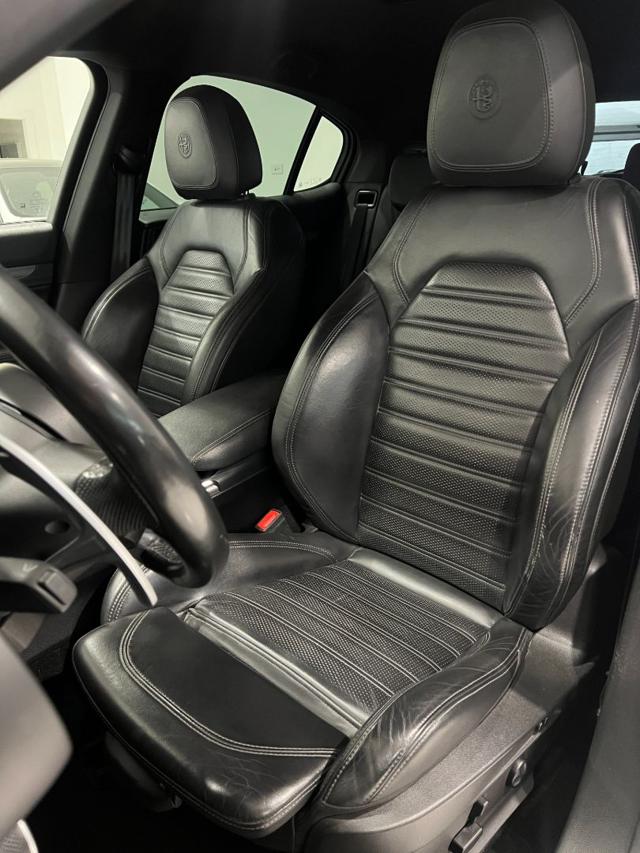 ALFA ROMEO STELVIO 2.2 TURBODIESEL 210 CV AT8 Q4 VE - foto 8