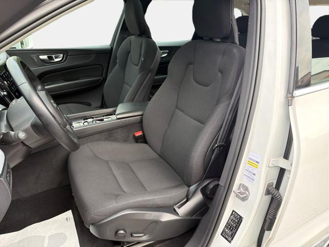 VOLVO XC60 T6 RECHARGE PLUG-IN HYBRID AWD - foto 11
