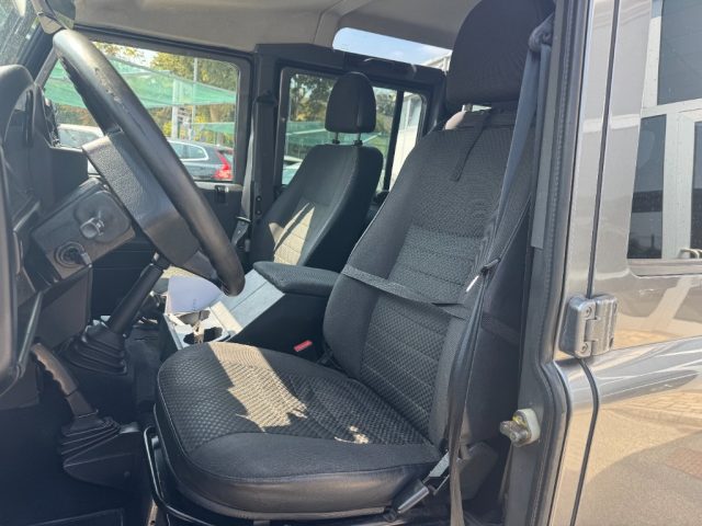 LAND ROVER DEFENDER 110 2.4 TD4 STATION WAGON SE - foto 10
