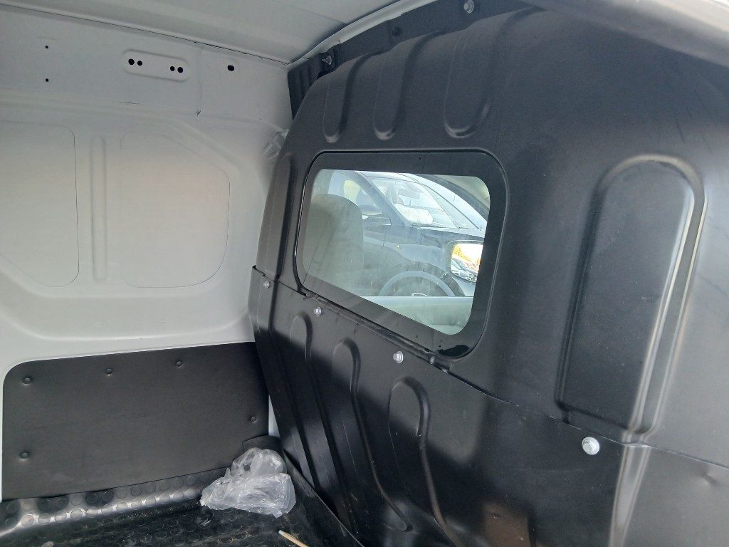 Immagine di RENAULT Express 1.4 Blue dCi 75 Van del 02/2022 km 161875