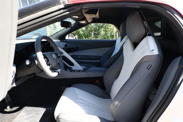 MG CYBERSTER 77 KWH RWD - foto 7
