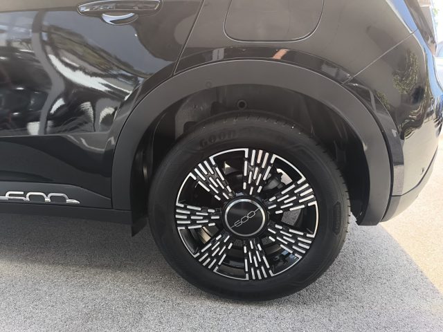 FIAT 600 HYBRID 145 CV DCT MHEV ICON - foto 20