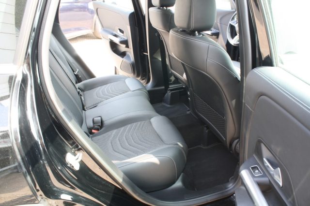 MERCEDES-BENZ GLA 180 AUTOMATIC PROGRESSIVE ADVANCED - foto 11
