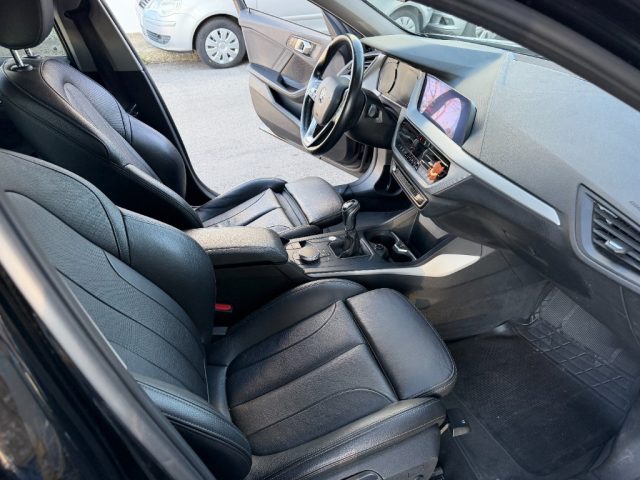 BMW 118 D 5P. URBAN - foto 13