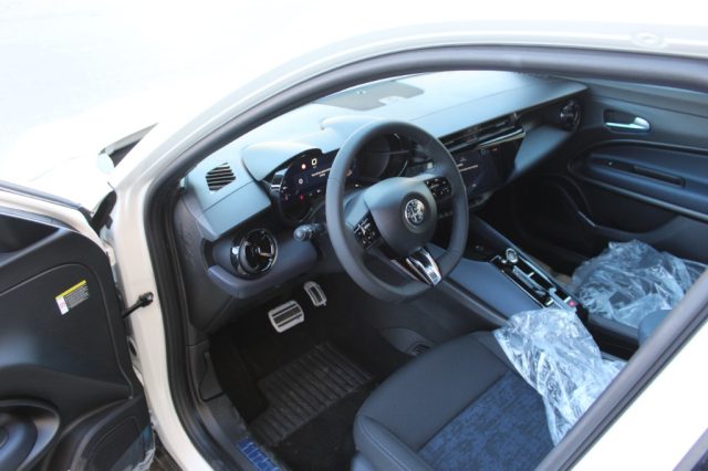 ALFA ROMEO JUNIOR 1.2 145 CV HYBRID EDCT6 -KM0 - foto 13