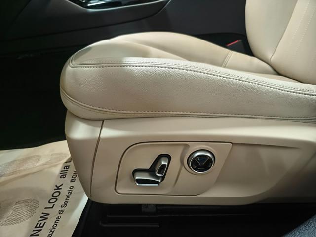 MASERATI LEVANTE 2022 HYBRID 4X4 DA 330 CV TETTO  - foto 14