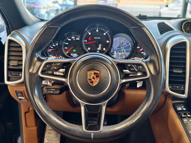 PORSCHE CAYENNE 3.0 DIESEL PLATINUM EDITION TETT - foto 8