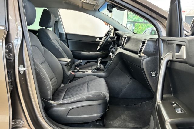 KIA SPORTAGE 1.6 GDI 2WD COOL - foto 8