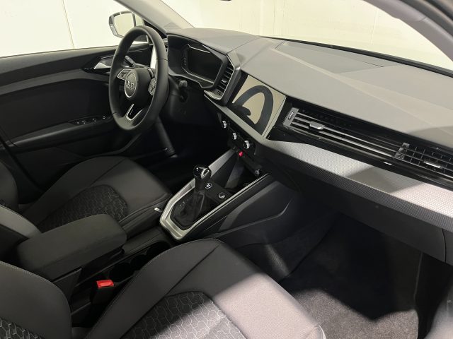 AUDI A1 SPORTBACK 30 TFSI S-TRONIC S-LIN - foto 3