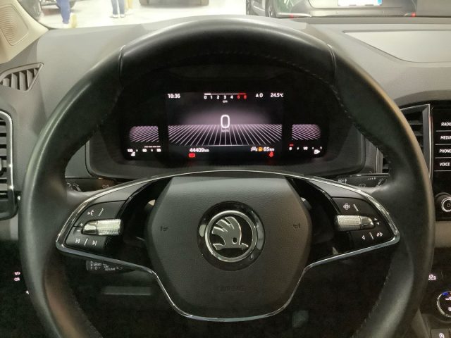 SKODA KAROQ 1.5 TSI ACT EXECUTIVE - foto 19